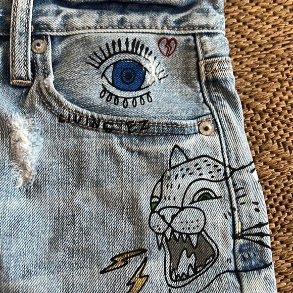 American Eagle women’s vintage high-rise festival cut off shorts size 4 - Picture 3 of 12